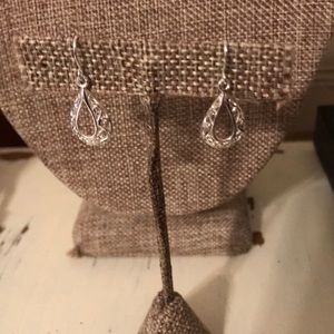 Filagree teardrop Silvertone earrings, pierced